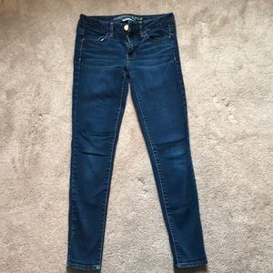 American Eagle Skinny Jeans in Size 2 Short
